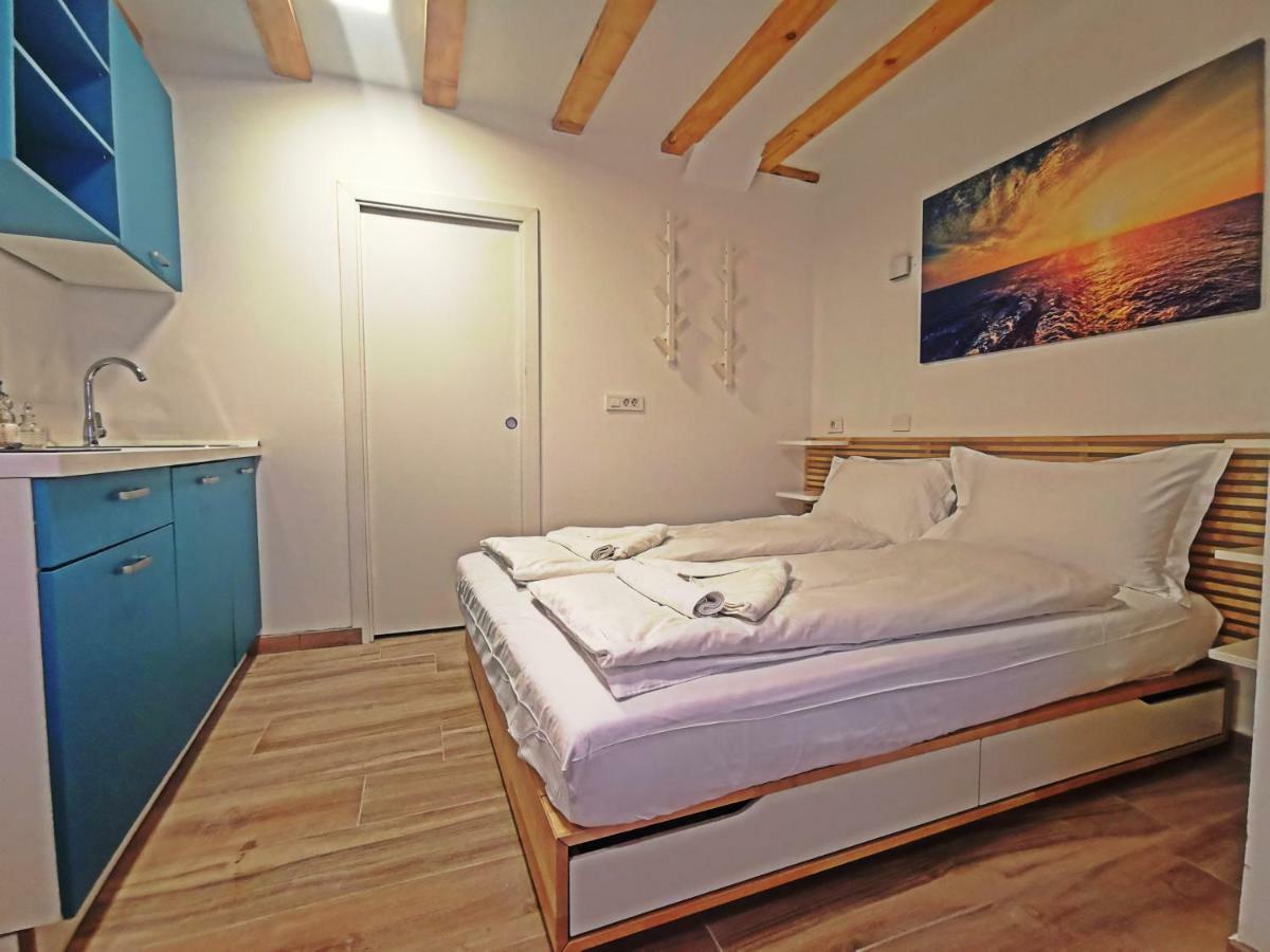 Ribiska Hisa - Old Piran Fisherman'S House Bagian luar foto