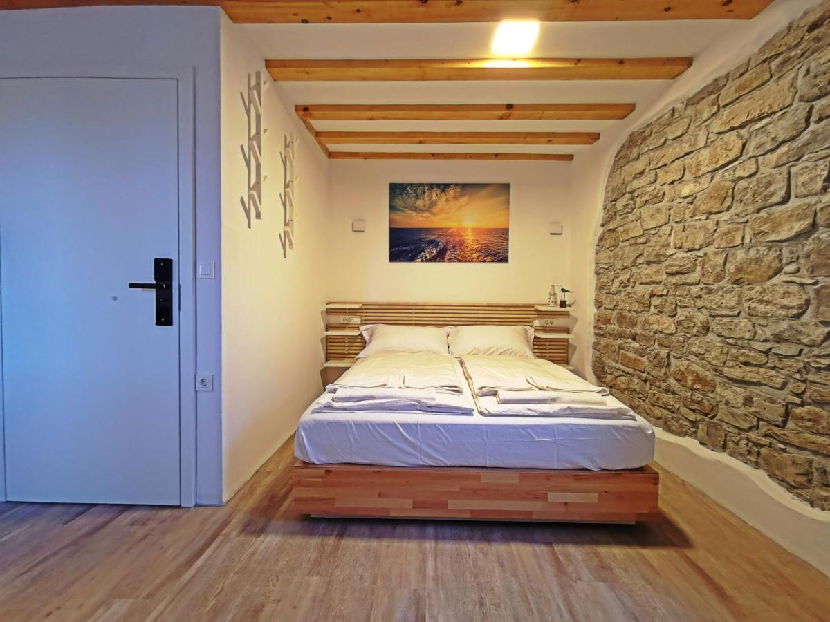 Ribiska Hisa - Old Piran Fisherman'S House Bagian luar foto