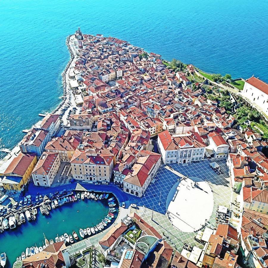 Ribiska Hisa - Old Piran Fisherman'S House Bagian luar foto