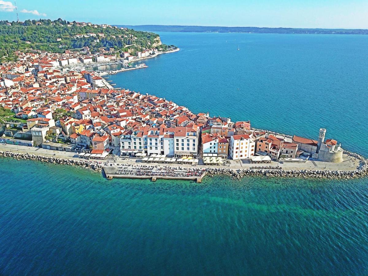 Ribiska Hisa - Old Piran Fisherman'S House Bagian luar foto